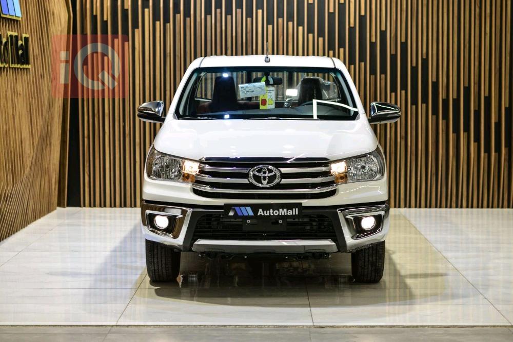 تويوتا هايلوكس